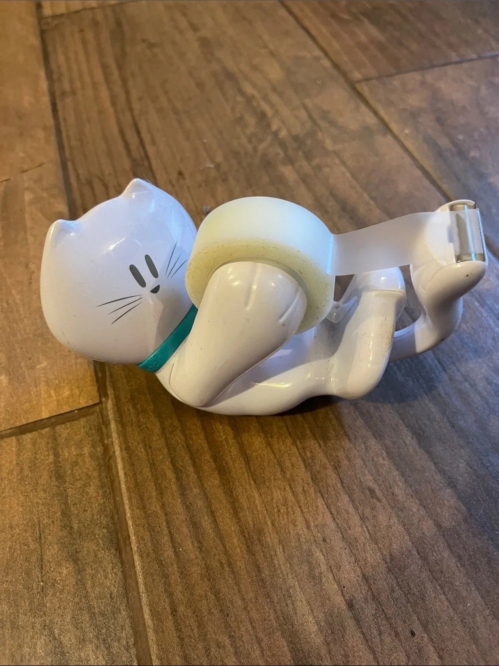 Cute White Cat Tape Dispenser for Desk or Pet-Themed Spaces